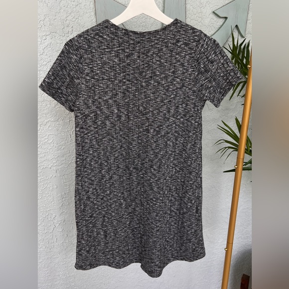 Abercrombie And Fitch Black White Soft Knit Tunic Size S Short Sleeve Comfort - Picture 5 of 12